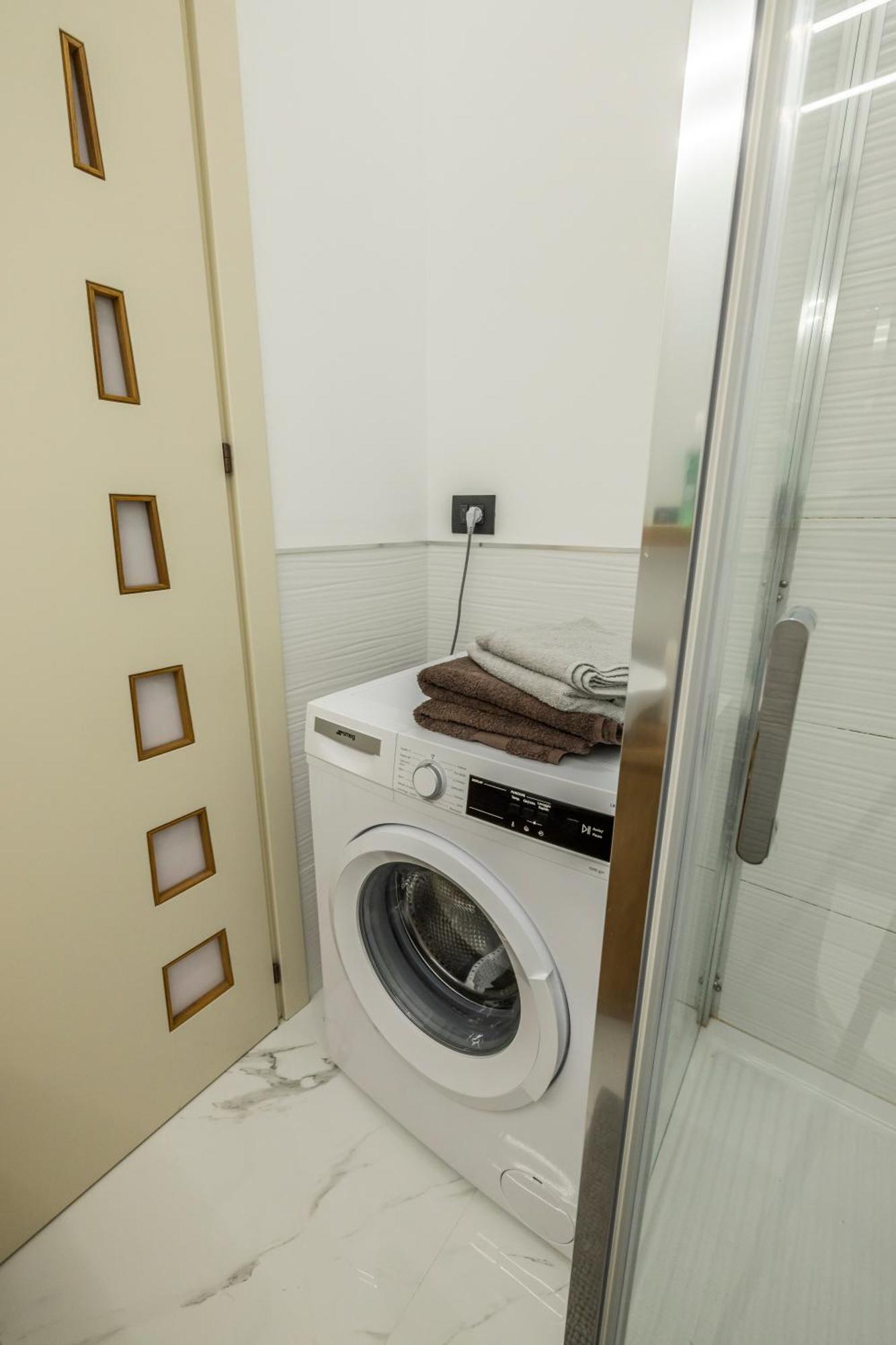 Intero Alloggio - Torino Aurora ภายนอก รูปภาพ